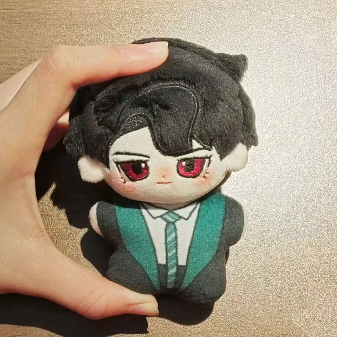 دمية محشوة على شكل توم مارفيلو - مراجعة Prop Para Cosplay وسعره